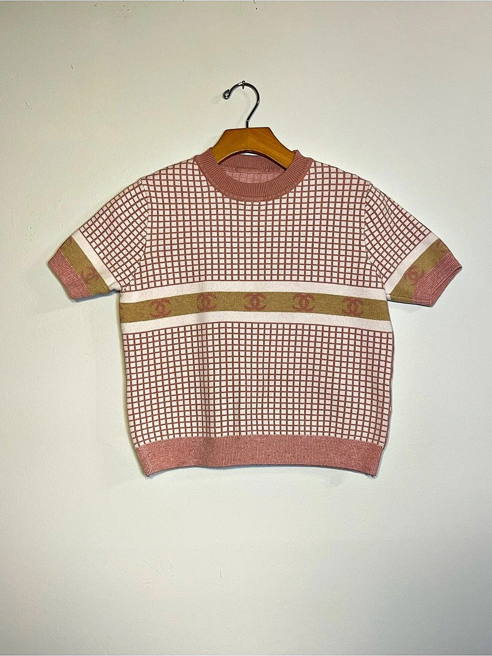 Checkered Knit Short Sleeve Sweater in Pink & Gold